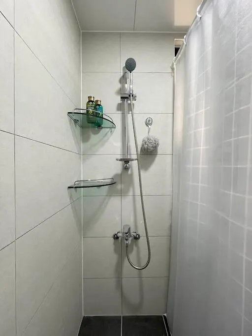 3Rooms With Beam Projector & Arcade Game Machine Seoul